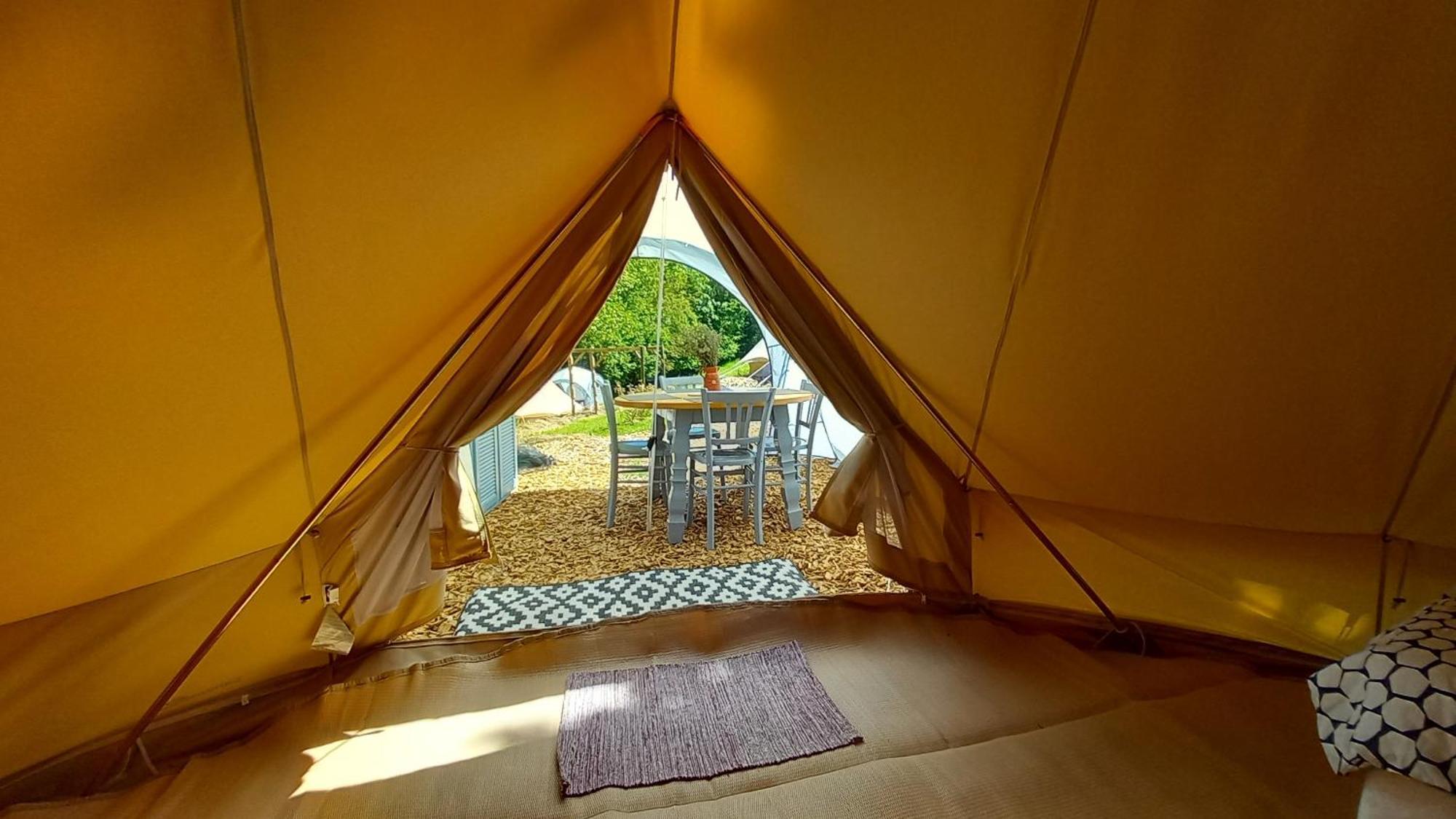 Tente Insolite En Pleine Nature Treduder Esterno foto